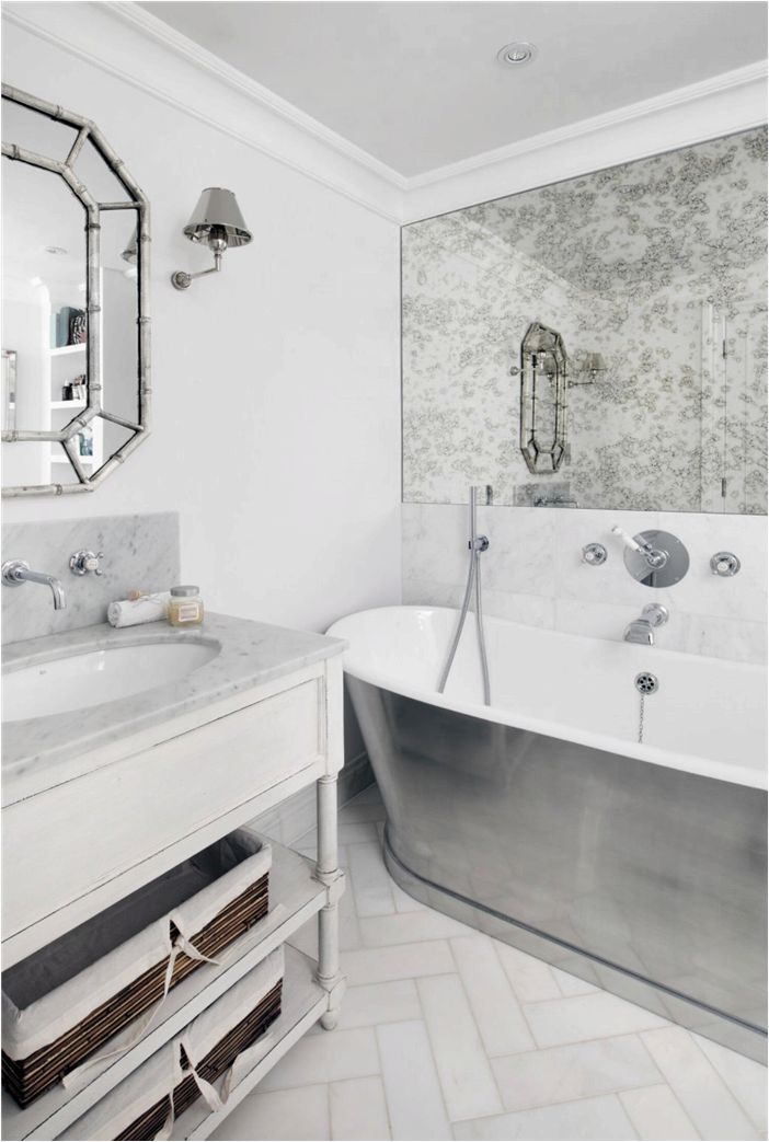 17 классических серо-белых ванных комнат
