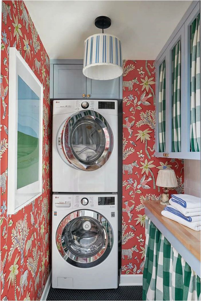 38 идей для прачечных со штабелированными стирально-сушильными машинами