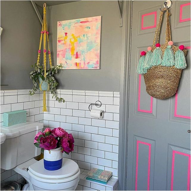 20 красивых идей искусства для ванной комнаты