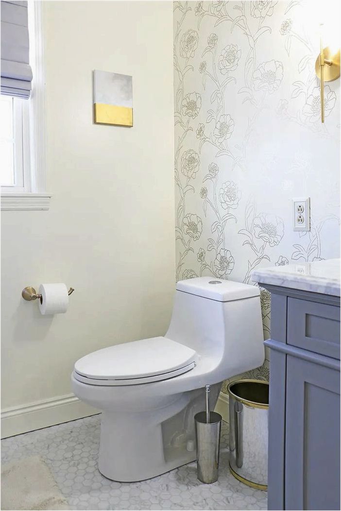Где разместить держатель для туалетной бумаги в маленькой ванной комнате